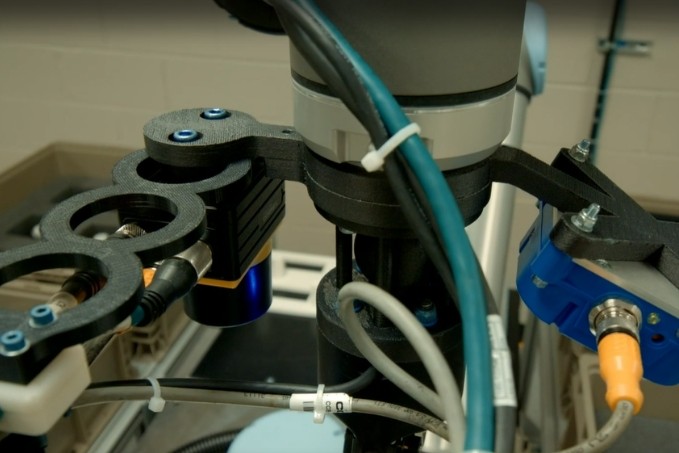 Funktionale, komplexe Bauteile in einem einzigen Bauprozess