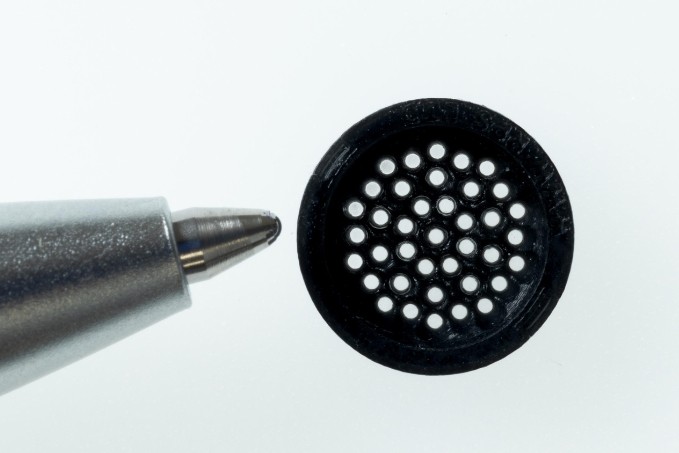 Kleine Endbauteile